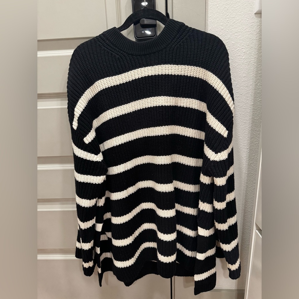 Oversized striped H&M sweater